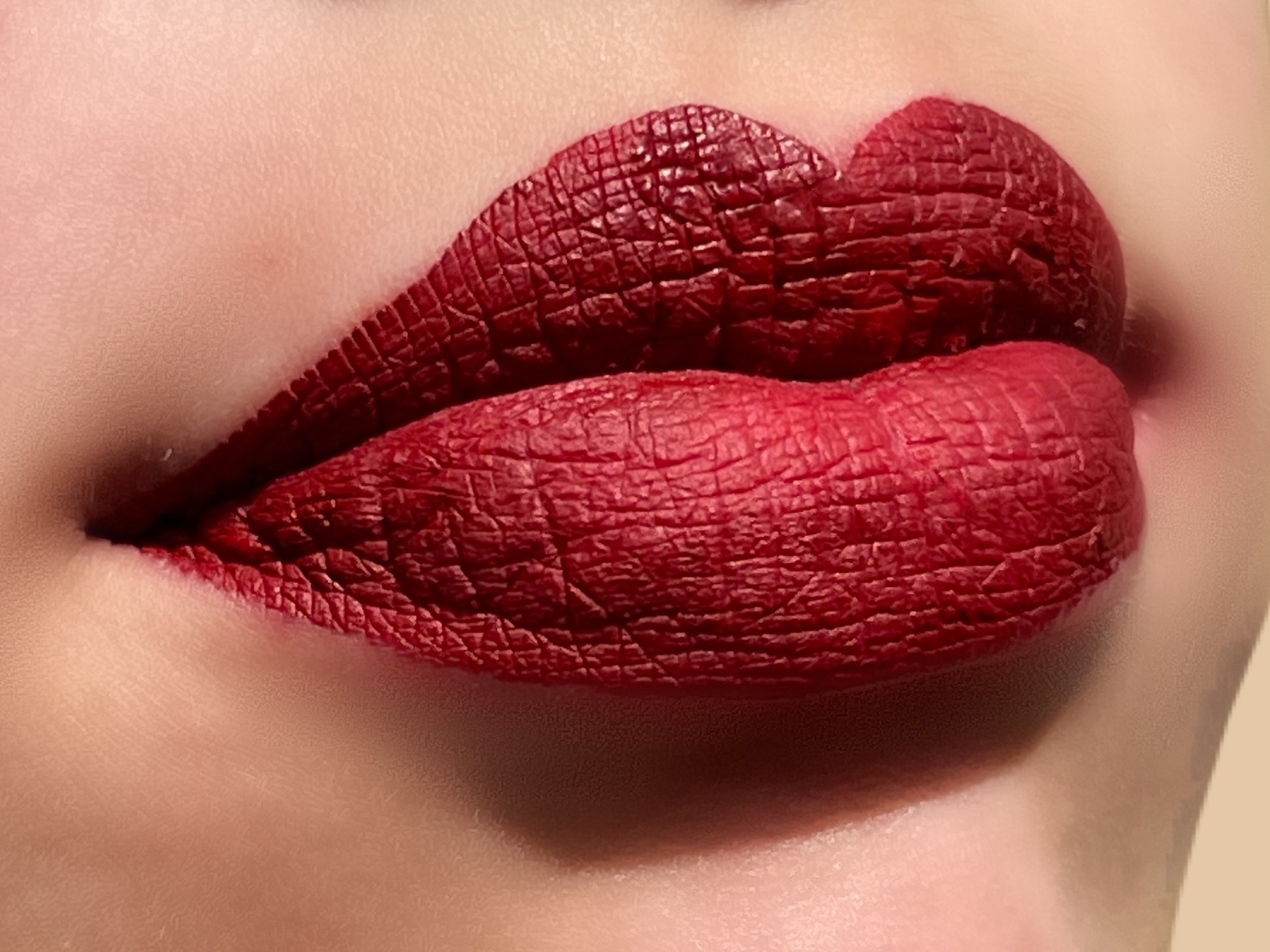 Allure Velvet Liquid Matte